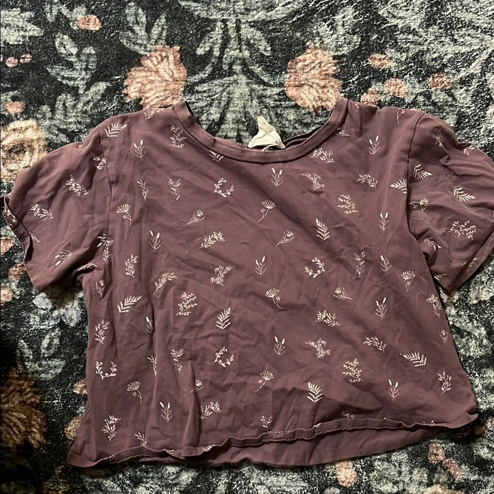 French Pastry Plum Floral Short Sleeve Top